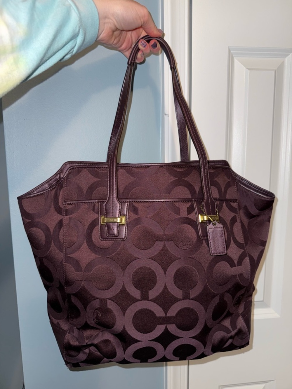 Burgundy Coach tote bag